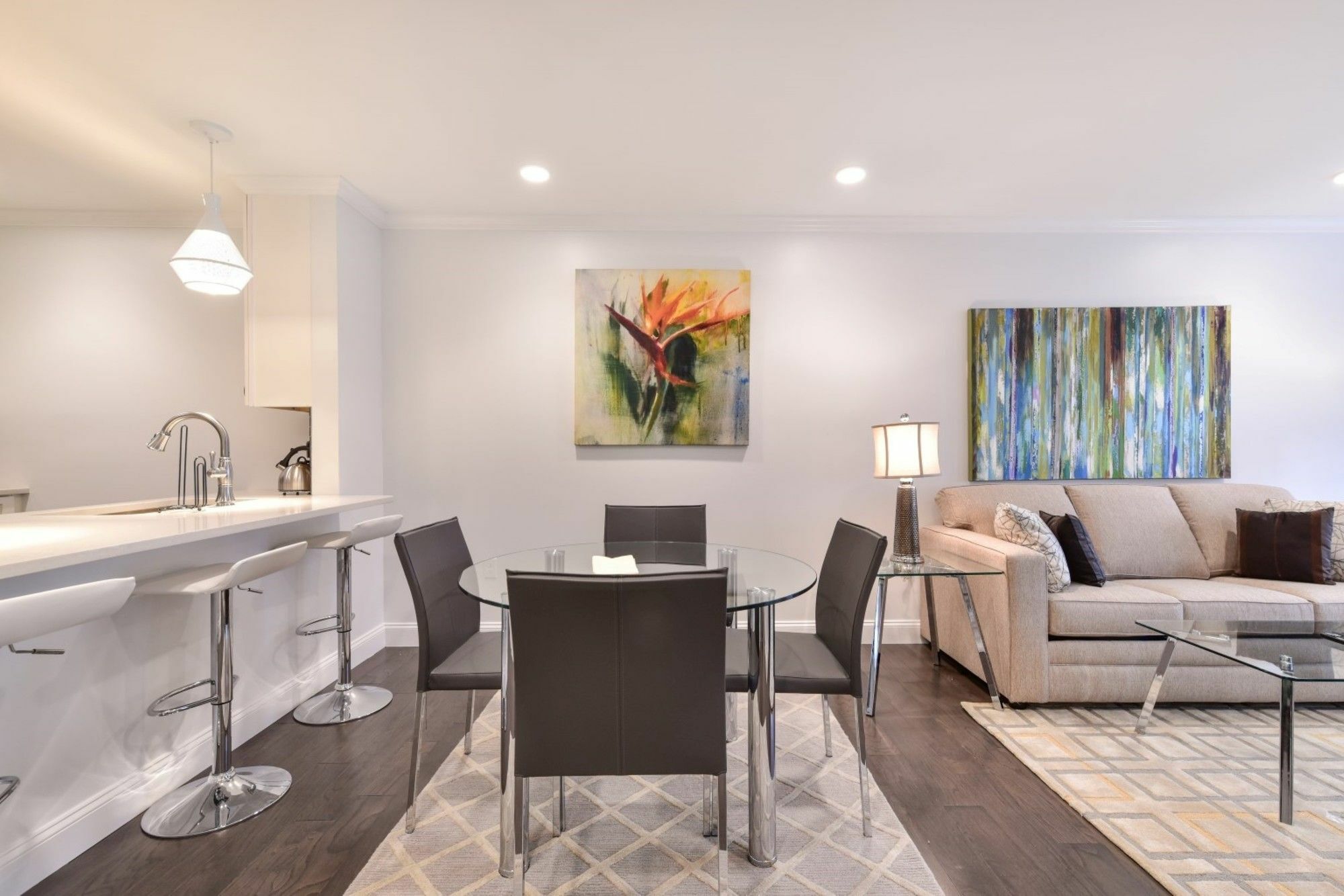 Global Luxury Suites South Boston Exterior foto